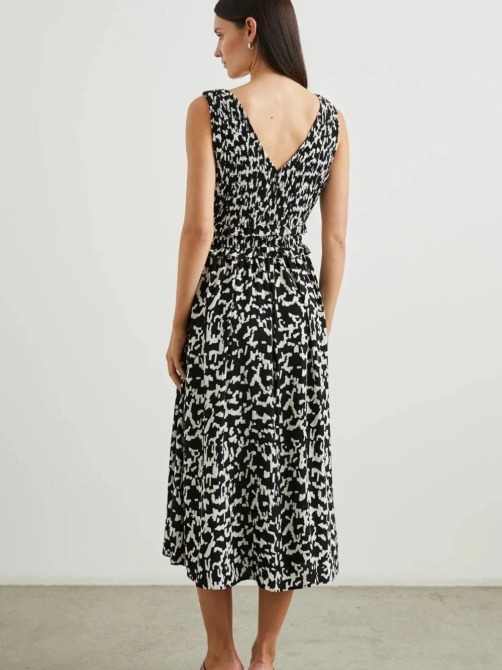 Bruna Dress - Picture 2 of 3